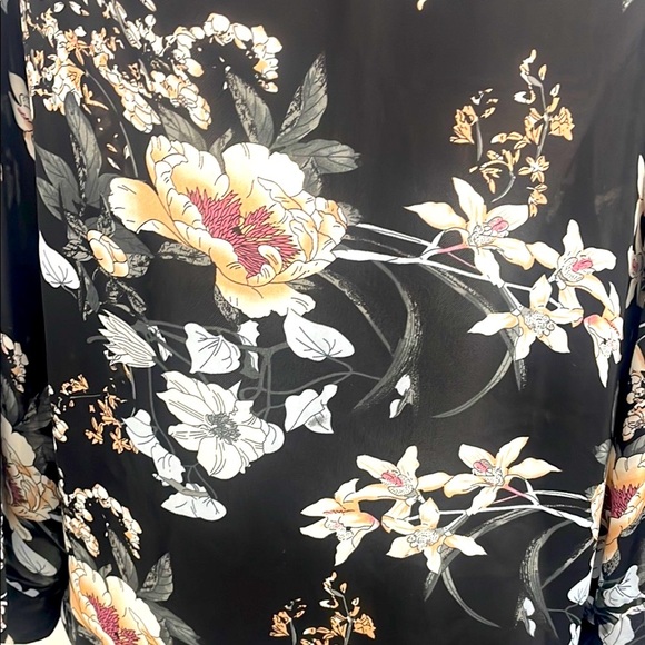 Tahari Floral Black Kimono Swim Coverup Bohemian Floral Duster Size SM - Picture 9 of 12